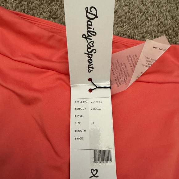 Daily Sports Sweden womens skort Skirt Coral Pink NWT Pickleball Tennis small - Picture 2 of 4
